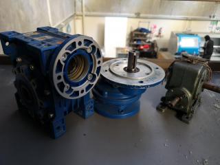 3x Small Industrial Gear Boxes & Torque Limiters