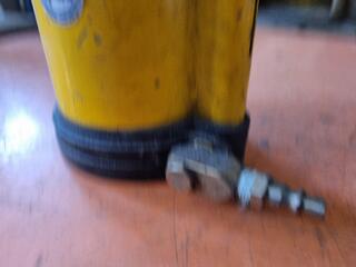 Sumake Air Riveter