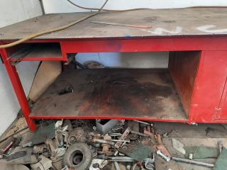 Heavy Duty Steel Workbench with Vice