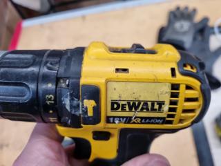 DeWalt Cordless18V XR Hammer Drill Driver w/ Battery & Charger