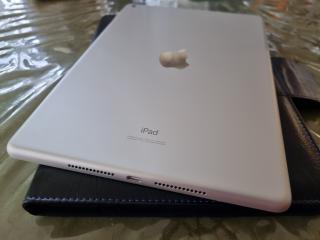 Apple iPad 7th Gen, 128Gb