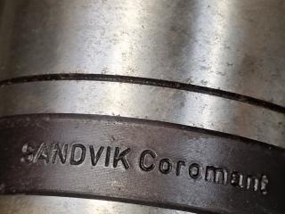 Sandvik Coromant BT40 Tool Holder 390.55-40 50 030 w/ Extensions