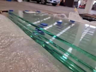 5 Tempered Glass Panels (630x270x11)