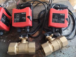 5x HRW TD06 Series Electric Ball Valves