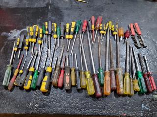 50x Assorted Used Screwdrivers