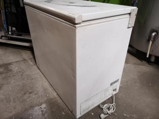 Fisher & Paykel 275L Chest Freezer