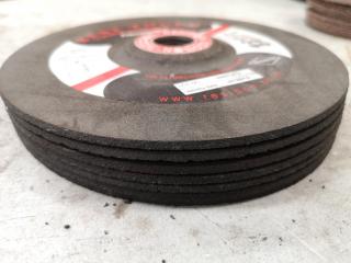 Assorted Cutting, Grinding & Sanding Disks