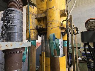 Very Large Hydraulic Press Assembly
