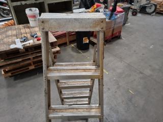 Aluminium Stepladder