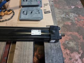 Large Parker Hydraulic Cylinder