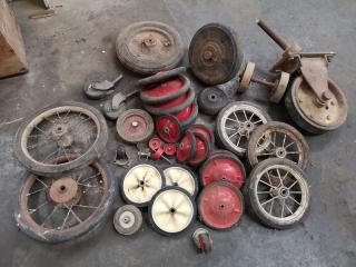 30x Assorted Vintage & Antique Castors & Wheels