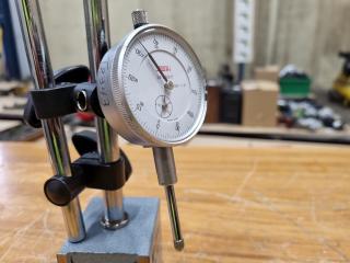 Mitutoyo Magnetic Magnetic Stand w/ SPI Dial Gauge Indicator