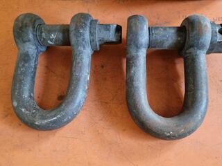 2x Large D-Shackles