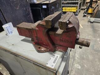 Dawn Metal Vice