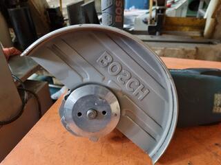 Bosch Professional 230mm Angle Grinder GWS 22-230 LV