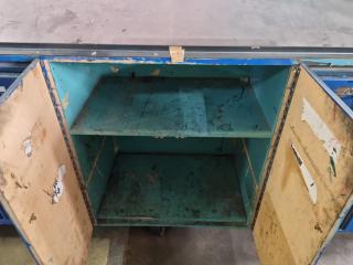 Enclosed Angled Workbench Workstation