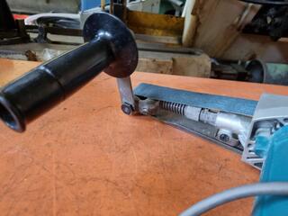 Makita Corded 30mm Belt Sander 9031