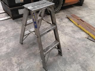 Ullrich 850mm Double Sided Aluminium Step Ladder