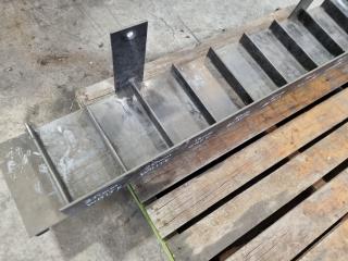 Heavy Duty Steel Wall Mounted Parts Shelf