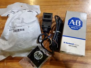 2x Allen Bradley Series 9000 Photoelectric Sensors