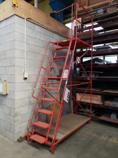 Industrial Warehouse 2.6m Mobile Platform Ladder