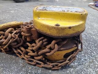 2-Ton Chain Hoist Block by Lift Master