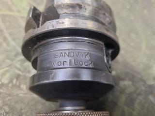 Sandvik Coromant BT40 Tool Holder 390.55-40 50 030 w/ Keyless Chuck