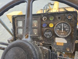 Komatsu WA100-1 Wheel Loader