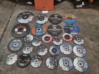 Large Lot of Assorted Cutting/Grinding Discs/Wheels