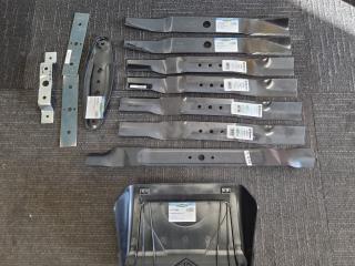 7x Assorted Replacemrnt Mower Bar Blades + Other Mower Parts