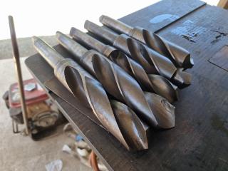 Assortment of 5 Morse Taper 4 Drill Bits