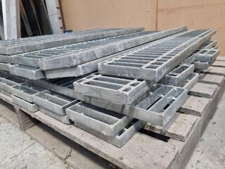 38x Galvanised Steel Drainage Grating Lengths