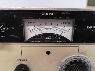 Vintage Wavetek 3001 Signal Generator