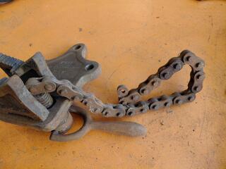 Record No 182 chain pipe vice