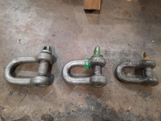 Assortment of D/Bow Shackles and Eye Bolts