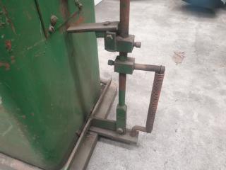Young Single Phase Spot Welder