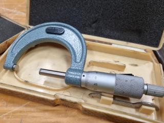 Mitutoyo Outside Micrometer Pair, 0-50mm Range