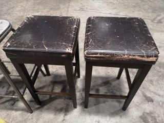 4x Assorted Bar Stools