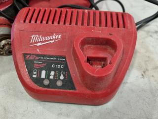 Milwaukee M12 Cordless Multi Tool w/ Charger & Tool Bag