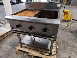 Comnercial Kitchen Gas Grill by Blue Seal, Incomplete unit
