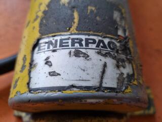 Enerpac Hydraulic Pump w/ Cylinder Jack