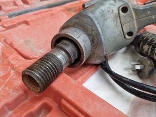 Husqvarna DM230 Wet/Dry Core Drill