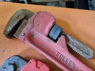 2x Large Pipe Wrenches, 24" & 36" Sizes