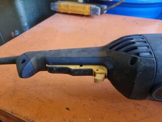 GMC Corded 230mm Angle Grinder