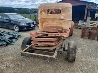 Ford Jailbar Truck