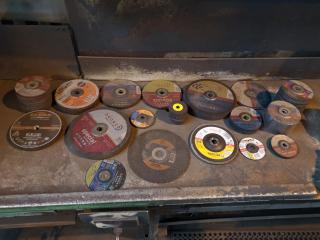 100+ Assorted Grinding Disks