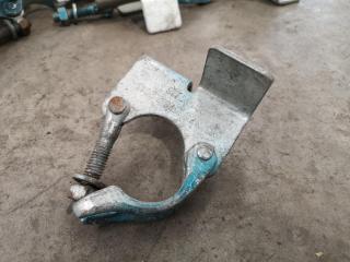 39x Scaffolding Clamps