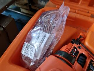 Paslode Cordless Angled Bradder IM250A Li 16GA