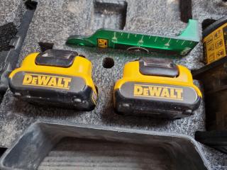 DeWalt XR 10.8V Green Cross Line Laser Kit