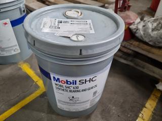 20 Litre Pail Mobil Bearing and Gear Oil